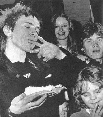 Rotten at the Christmas Day party 1977 (DC Collection)