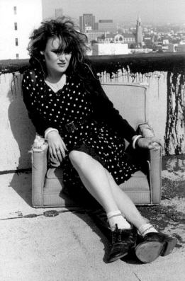 X 's Exene relaxes in Sunny Los Angelese 1981 (Micheal Hyatt)